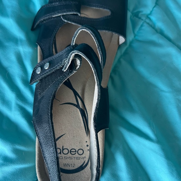 Abeo Brand Leather Black Sandals - Picture 2 of 6